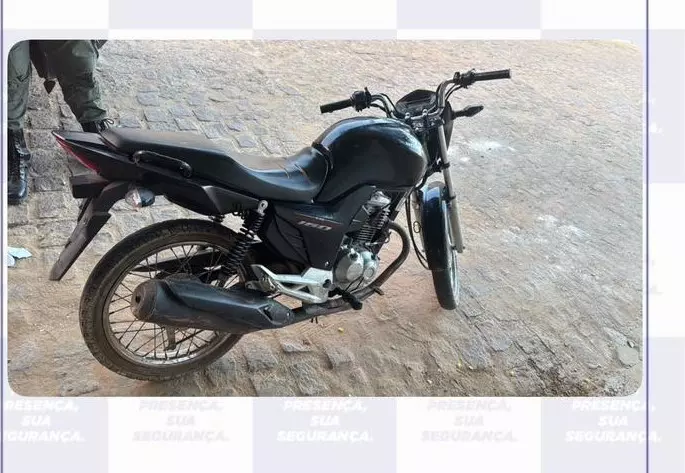 Polícia recupera em Ipubi motocicleta  que havia sido roubada em Ouricuri